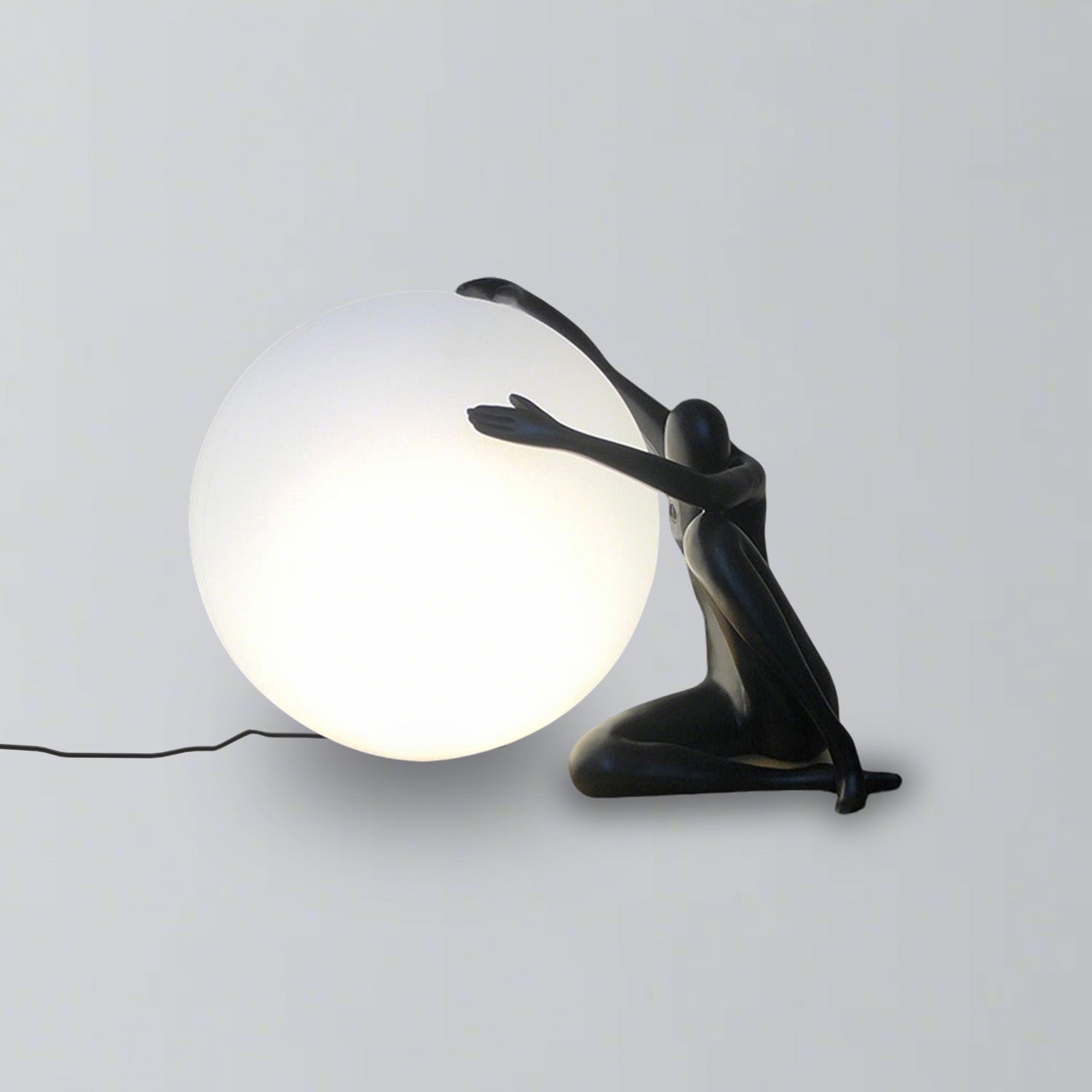 Coolilumi Creative Human Figurine Globe Table Lamp